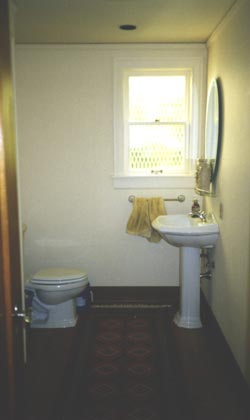 Bathroom Before Staging